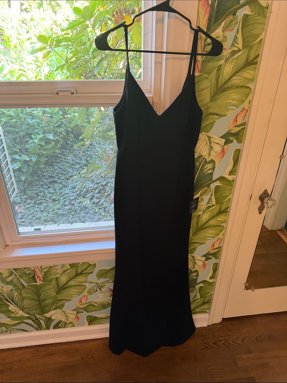 Lulus Black V-Neck Spaghetti Strap Maxi Dress